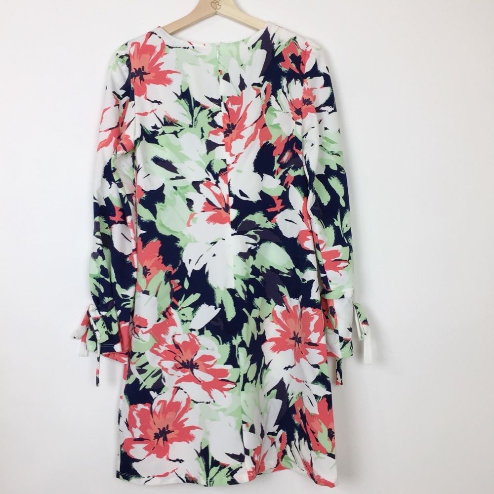 Nine West Long Sleeve Puff Printed T-Shirt Dress - Picture 5 of 8